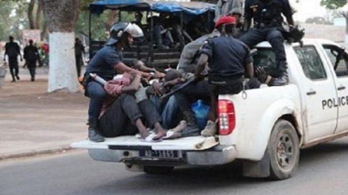 Opération de sécurisation de grande envergure a Pikine La Police interpelle 72 personnes