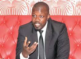 Vidéo : Cumul des mandats, Dr Khadim Bamba Diagne donne son avis : « si Sonko n’arrive pas à honorer sa parole maintenant il n’y arrivera pas une fois au pouvoir »…