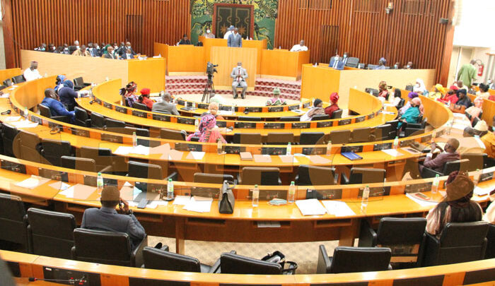Assemblée nationale : les députés «simples» privés de voitures, la réforme qui énerve l’opposition