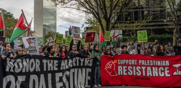 New York divisée entre un rassemblement palestinien et une prière juive pour les morts d’Israël
