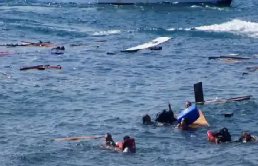 Dernière minute -Bargny : chavirement d’une pirogue avec à son bord 300 personnes, environ 25 rescapés