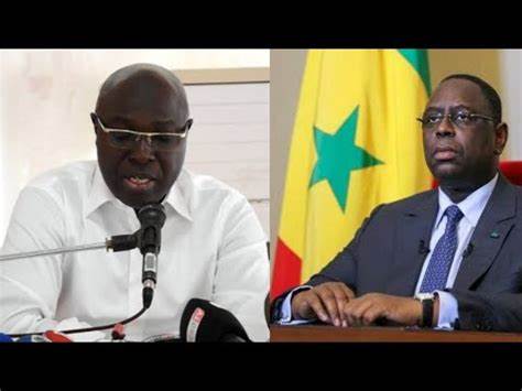 Dr Arona Coumba Ndoffène Diouf fusille Macky :  » Il nous laisse une dette de plus de… »