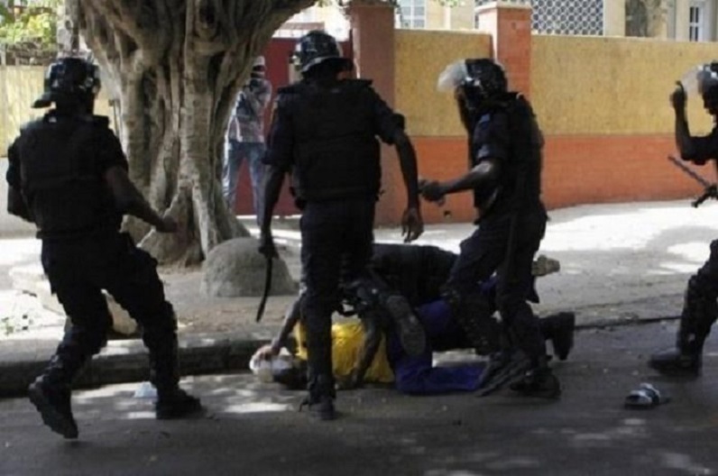 Brutalités policières sur les manifestants : la colère noire d’Abdoulaye Cissé de la TFM (Vidéo)