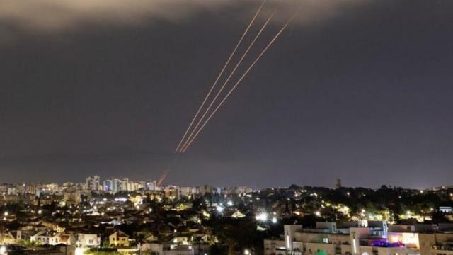 Réponse aux attaques : Israël frappe l’Iran