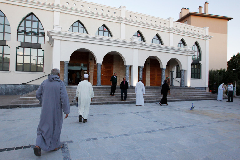 France : le ministre de l’intérieur expulse un imam sénégalais, il lui est reproché…