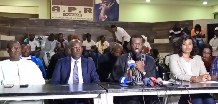 Blocage de l’Assemblée : APR s’aligne sur la décision de ses députés et fustige les propos de Sonko